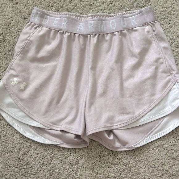 UA shorts - Picture 3 of 4